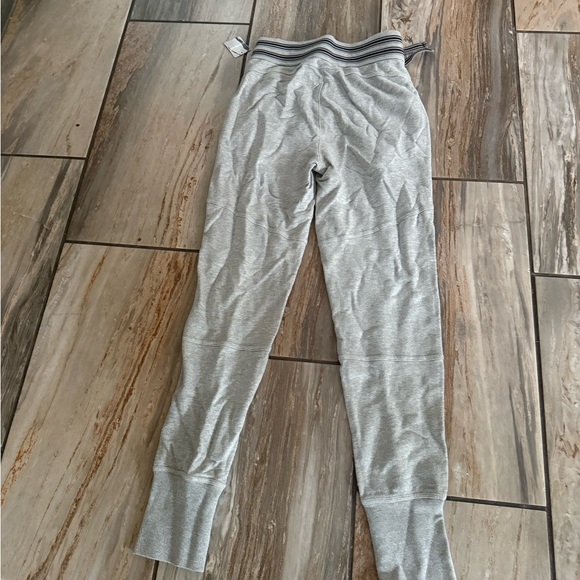 Free People - Picture 11 of 11